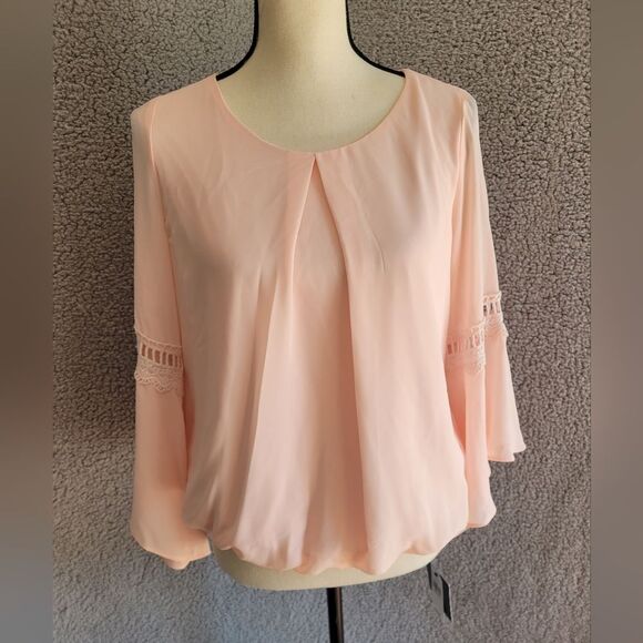 IZ Byer pink bell long sleeve pullover chiffon blouse, size M New with Tags - Picture 1 of 9